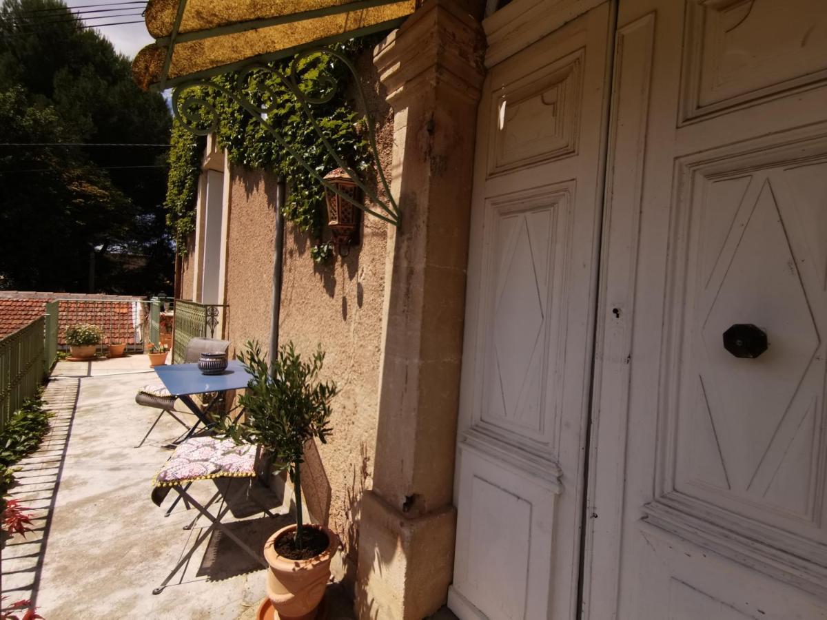 Les Chambres Du Lavoir Vert Tourbes Eksteriør billede